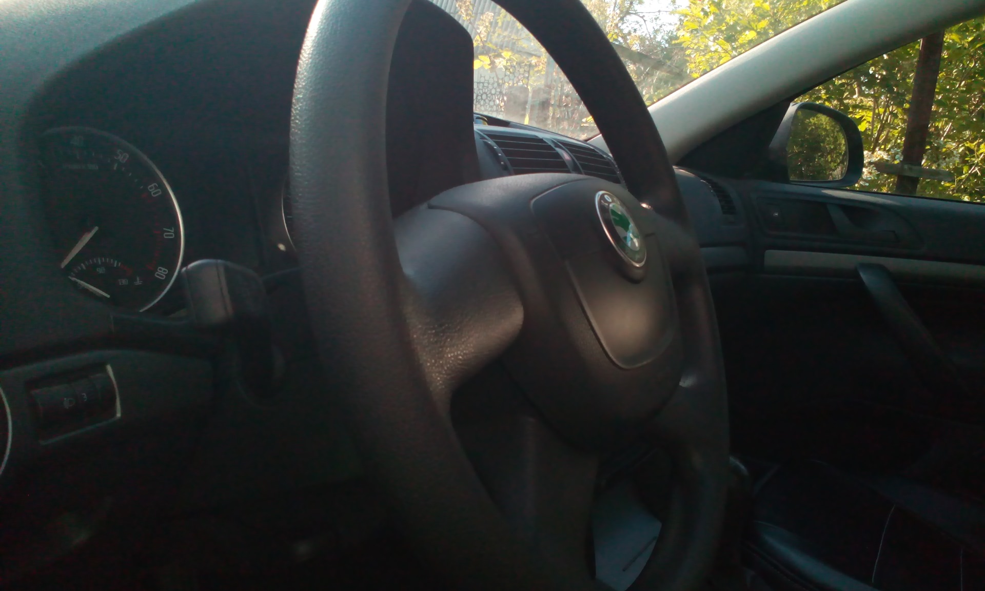 Оплетка руля — Skoda Octavia A5 Mk2, 1,6 л, 2013 года | аксессуары | DRIVE2