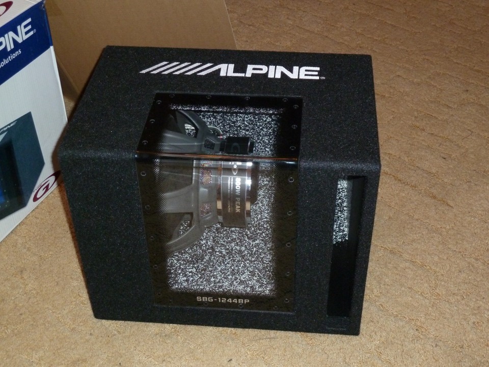 Alpine sbg 1244bp. Сабвуфер Алпайн 800 ватт. Усилитель к Alpine SBG-1244bp. Сабвуфер ev устройство. Сабвуфер Алпайн SBG-1244bp подключение к усилителю Блаупункт 470.