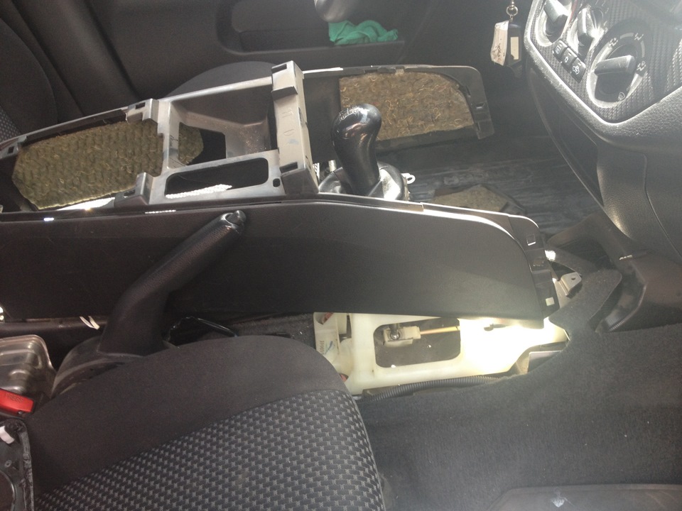 На выходных был выбит катализатор и поставлена обманка — DRIVE2