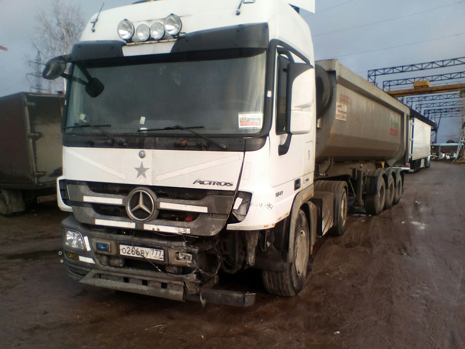 Mercedes Actros drive2