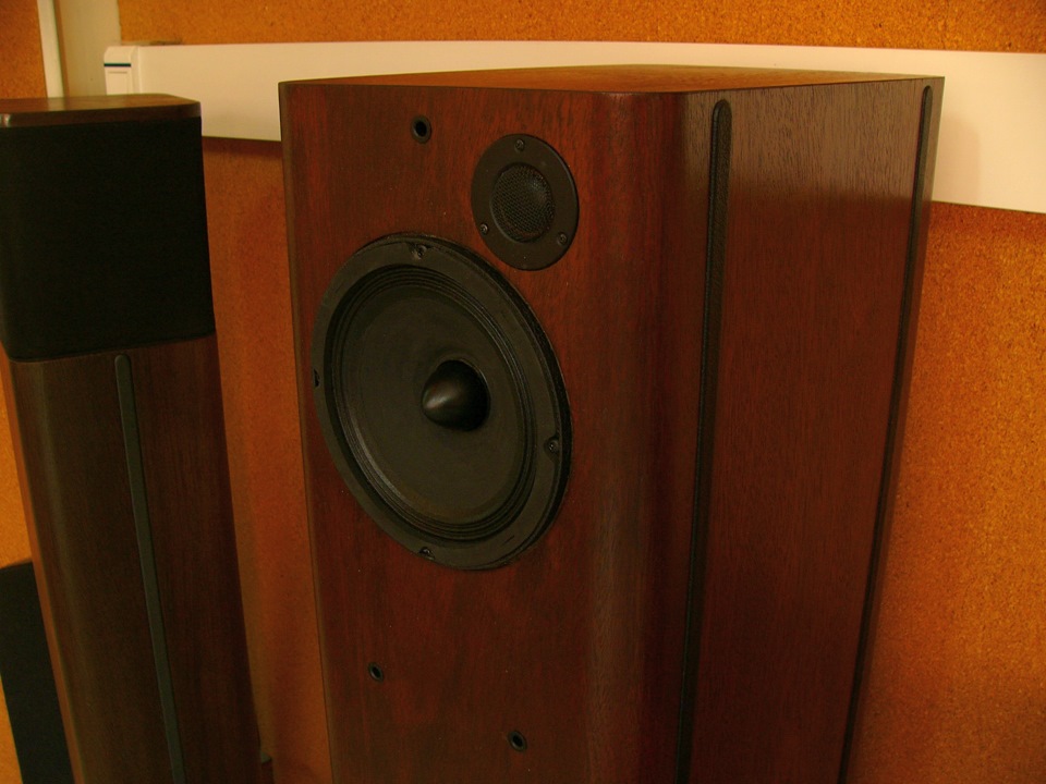 Пожалуй самый необычный проект на базе эстрады Airtone Audio ...