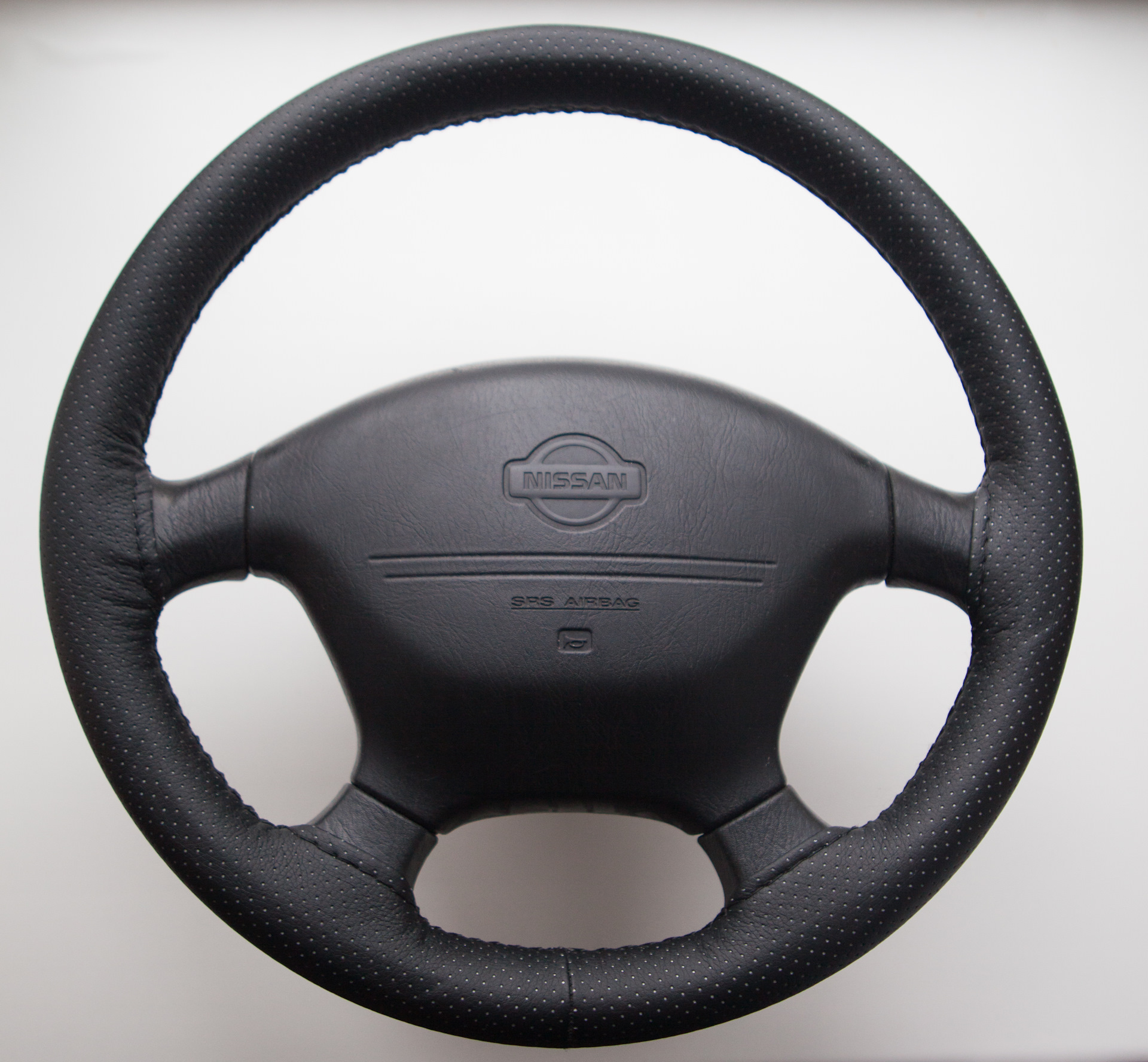 Руль nissan pulsar