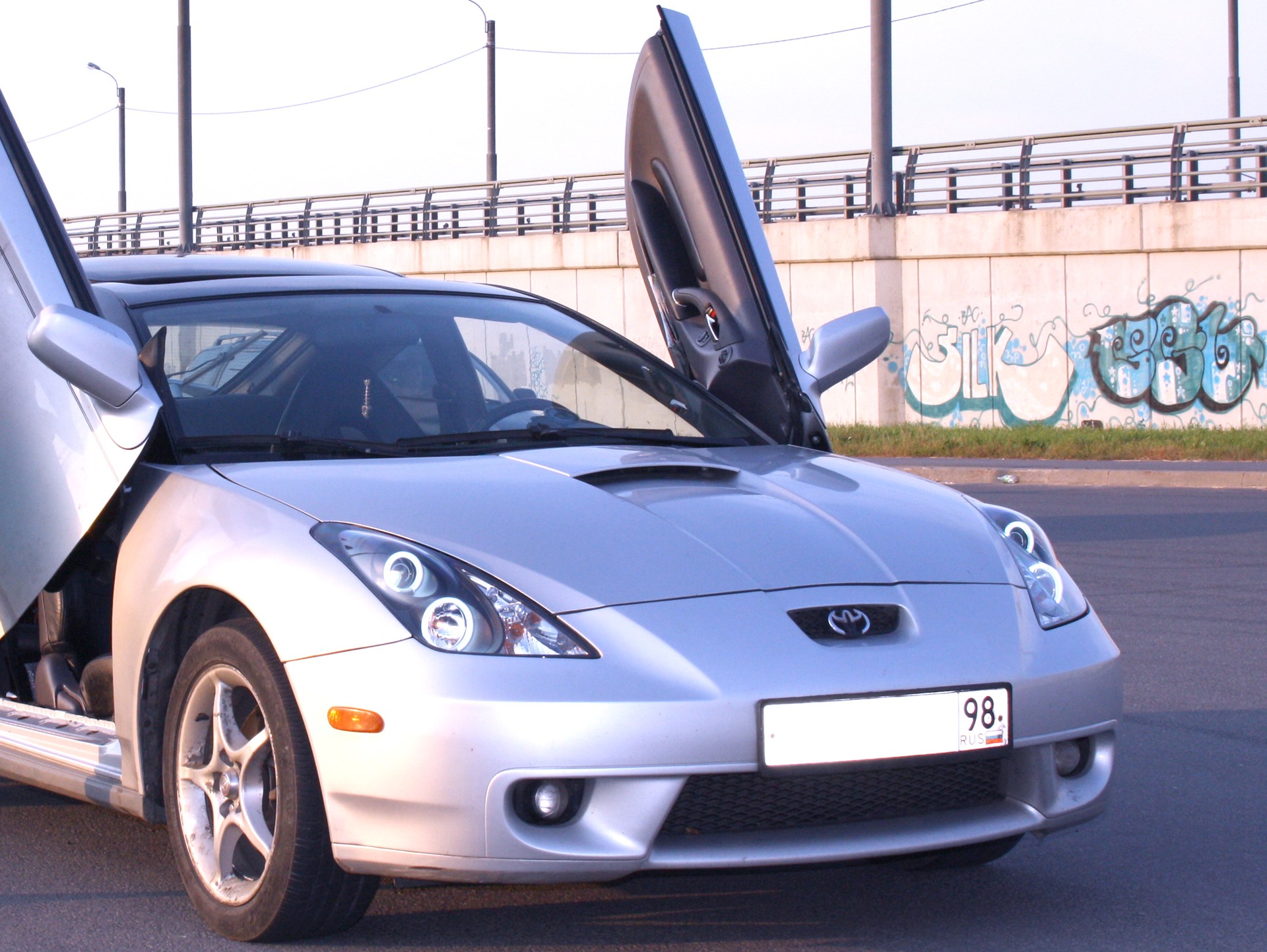    Toyota Celica 20 2002