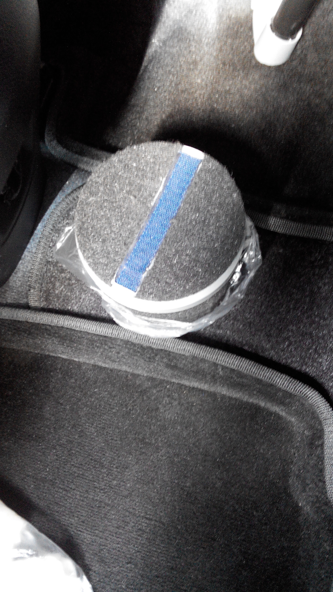 Чистота в салоне — Toyota RAV4 (IV), 2,5 л, 2016 года | аксессуары | DRIVE2