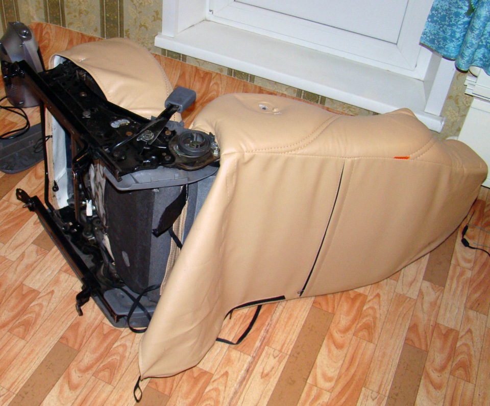 Снятие пластиковых накладок и подлоктоников — Toyota Harrier (1G)