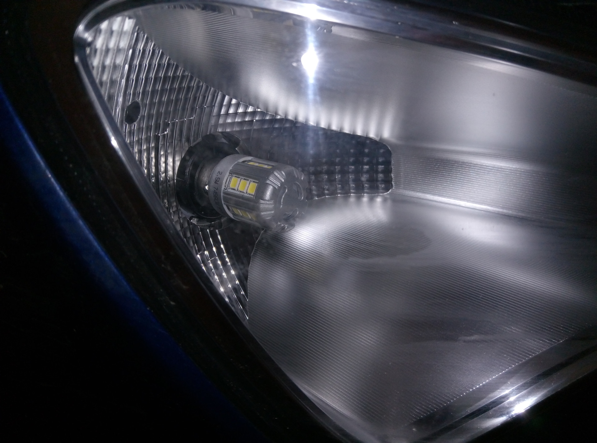 Лампы ДХО на Hyundai Solaris p21w