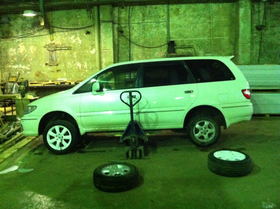 Покраска дисков. — Nissan Presage (1G), 2,4 л, 1999 года | шины | DRIVE2