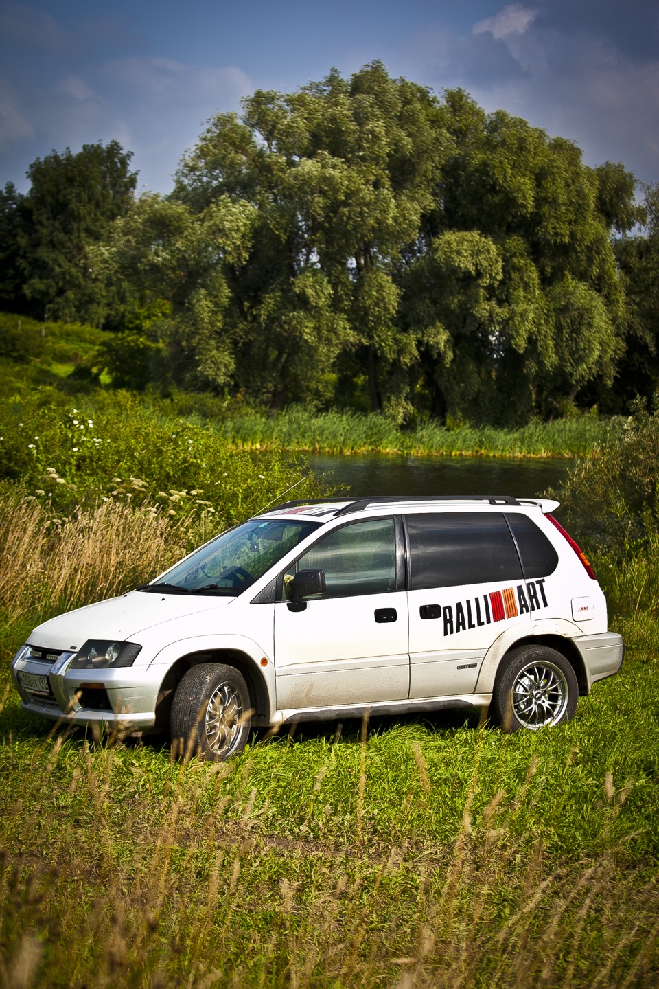 Mitsubishi r. Mitsubishi RVR. Митсубиси РВР 2. Митсубиси РВР n73w. Mitsubishi RVR x2.