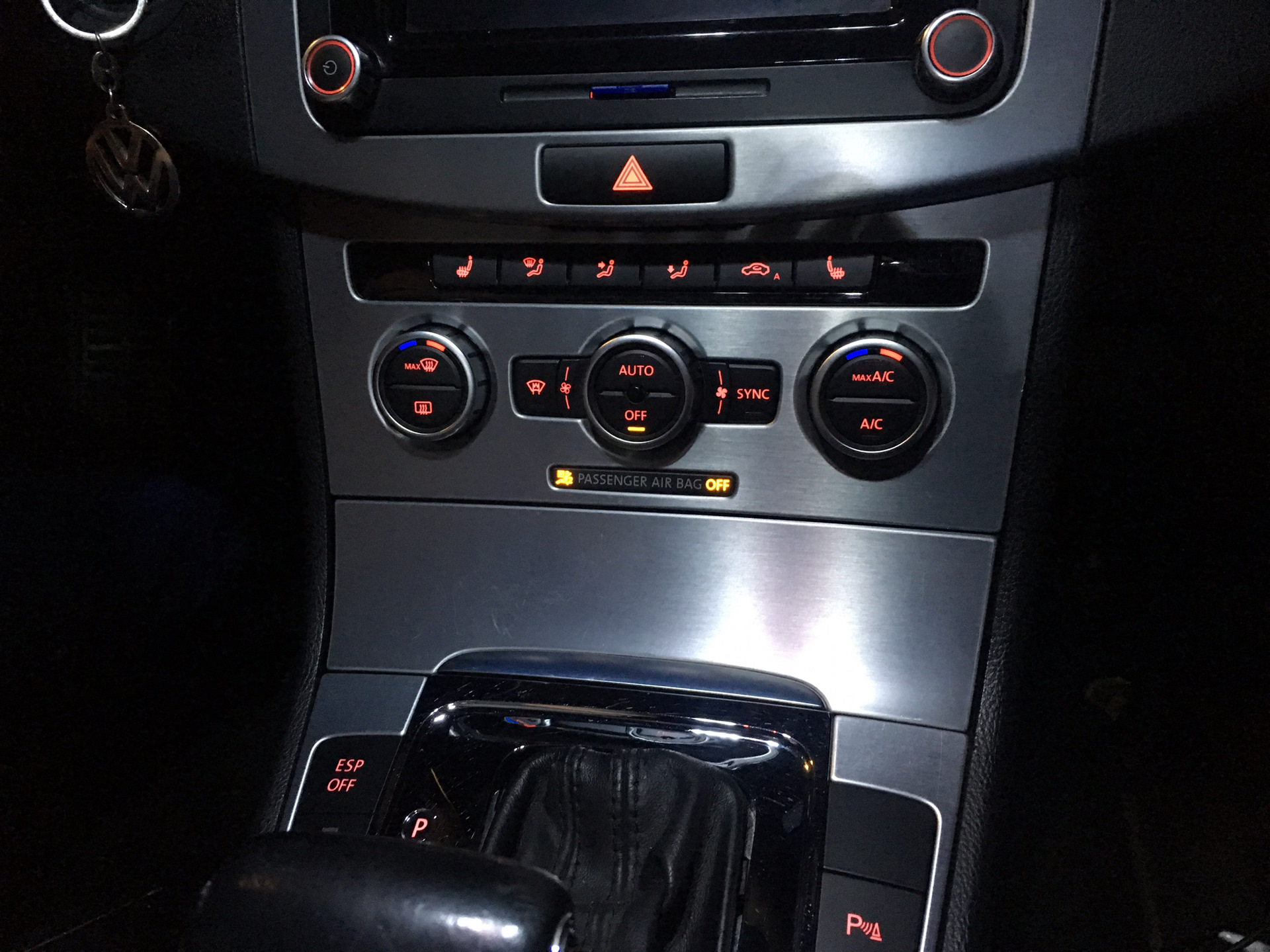 фольксваген б6 климат контроль. фольксваген б6 климат контроль. двухзонный климат контроль пассат б6. крутилки климат контроля bora 1. кнопки климата пассат б6.