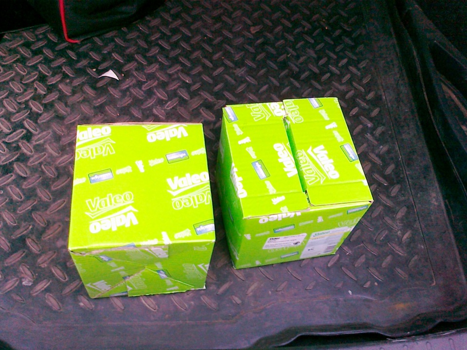 Установка туманок и волжского сигнала — Toyota Corolla (140/150), 1,6 л ...