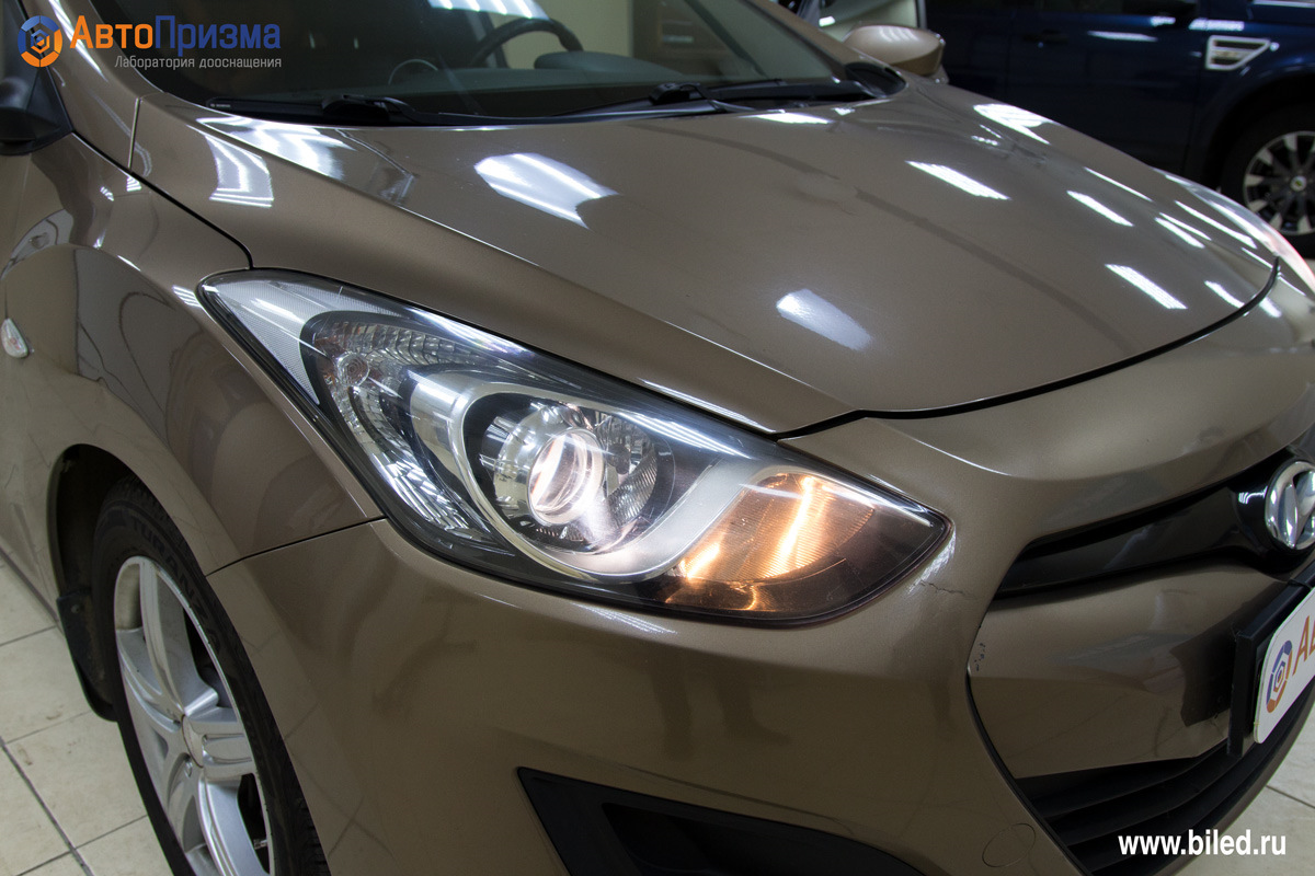I30 как снять фары Hyundai I 30 2012 г. Как "убивают" отражатели. Установка Светодиодных линз вмест