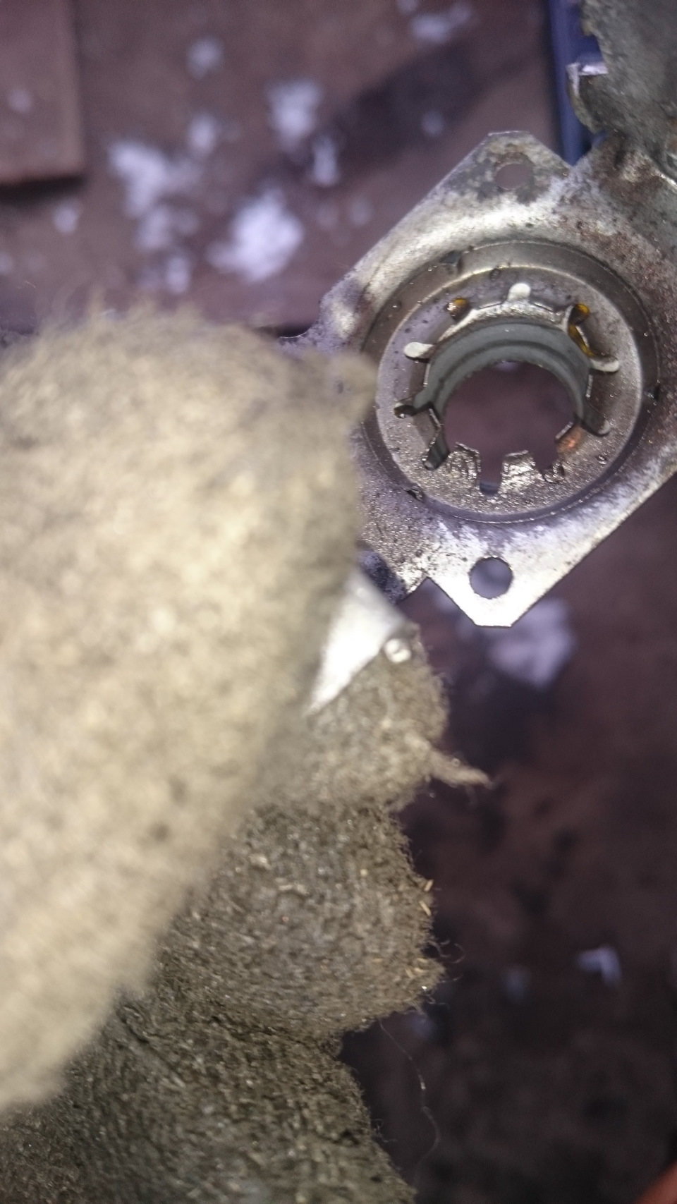 И тут почти сухо — Opel Omega A