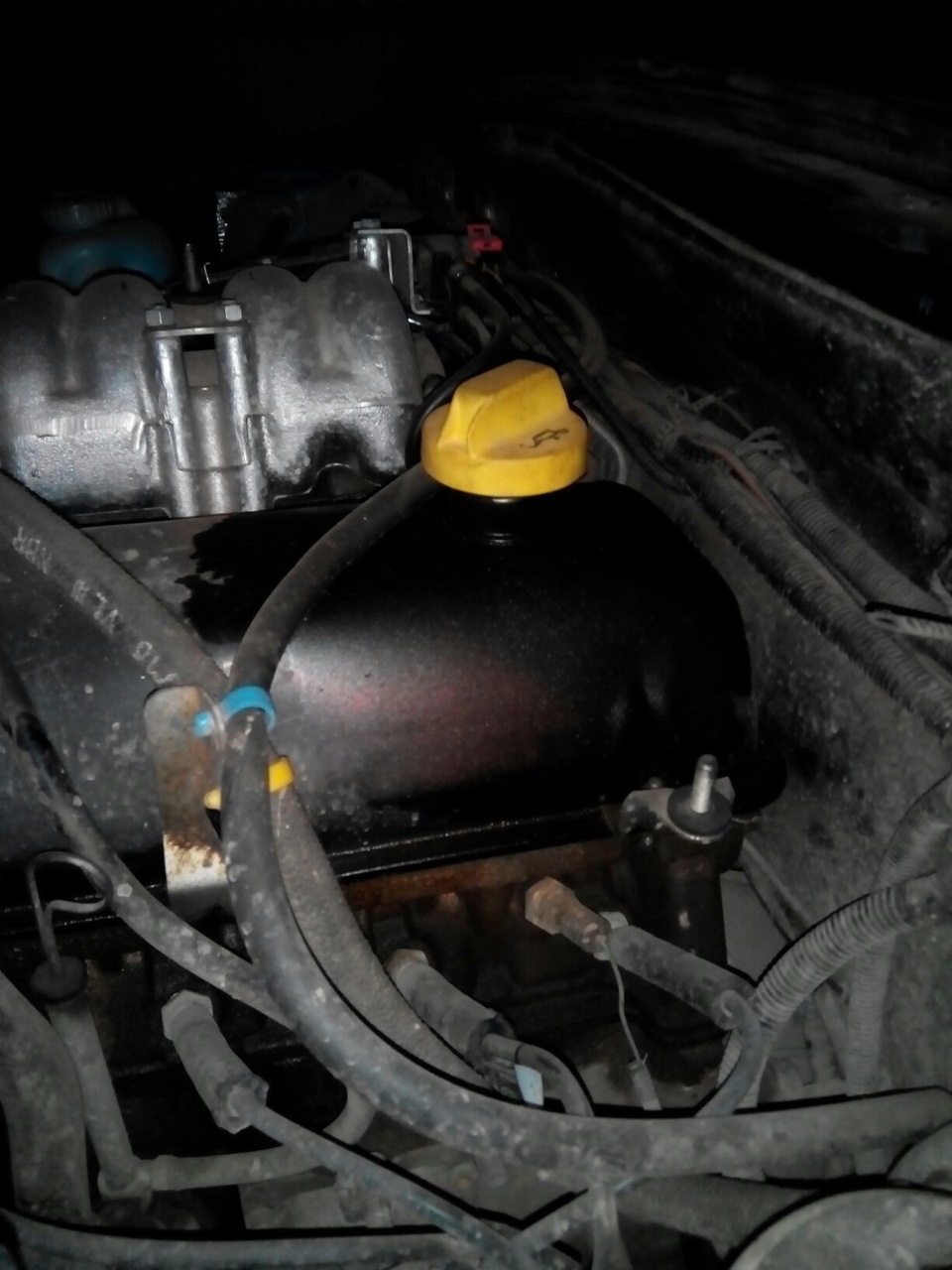 В чем причина так сказать? — Chevrolet Niva (1G), 1,7 л, 2011 года ...