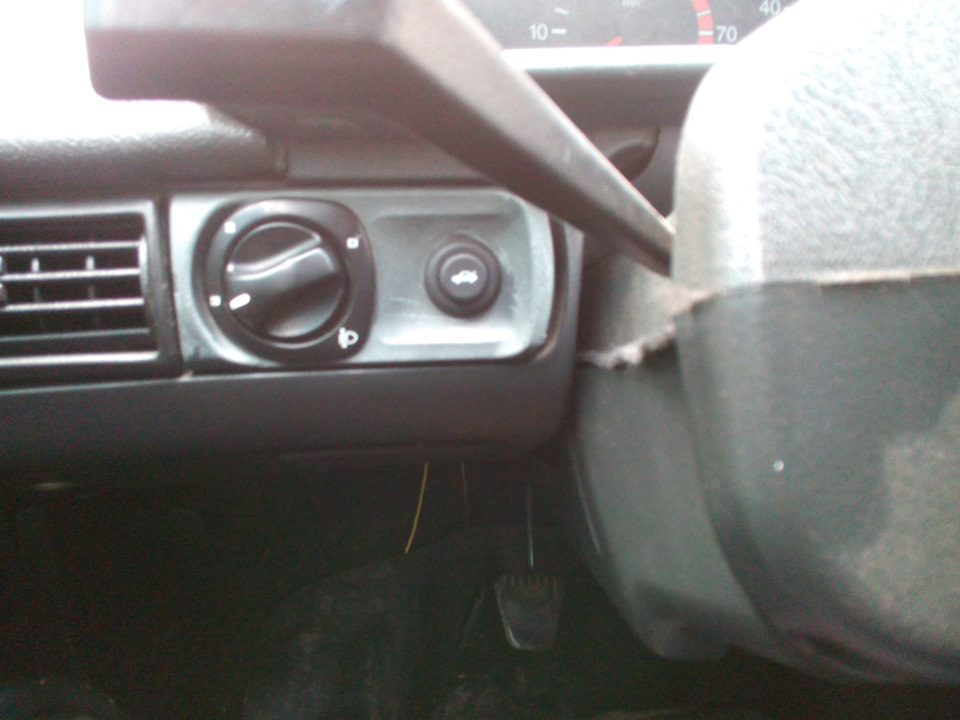 Установил кнопку багажника — LADA 2115, 1,5 л., 2007 года | электроника ...