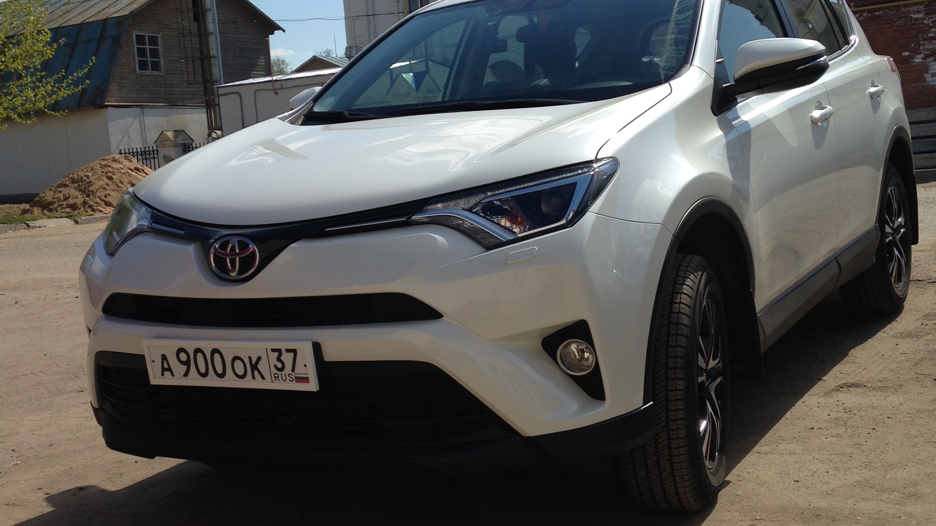 Toyota RAV4 (IV) 2.0 бензиновый 2015 | 4GПерламутровый стандарт на DRIVE2