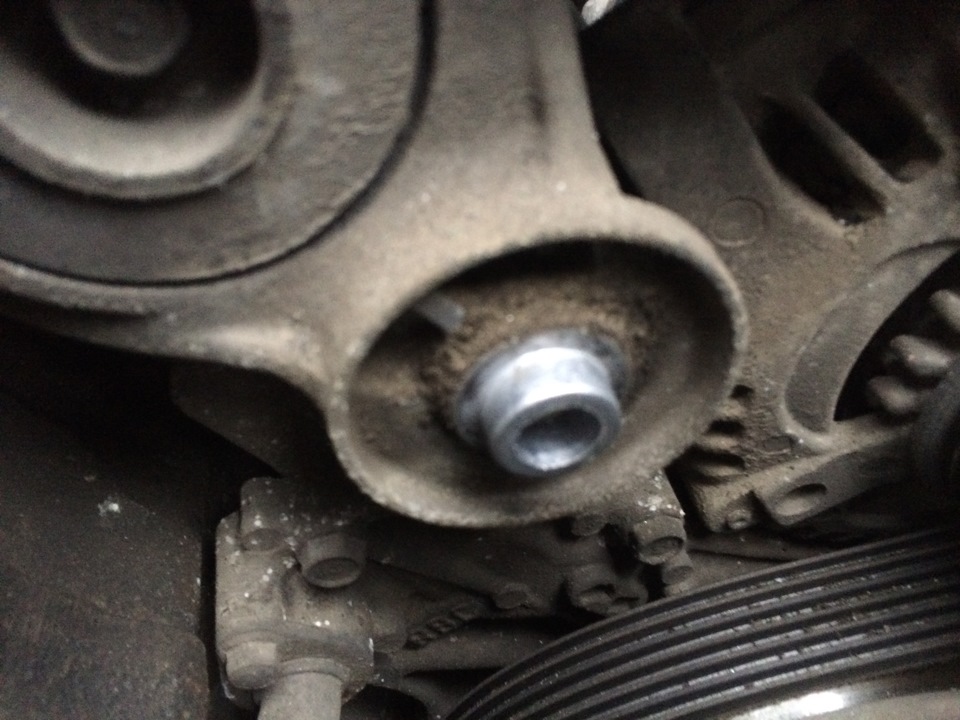 Замена прокладок гидроусилителя руля и подшипника натяжного ролика — DRIVE2