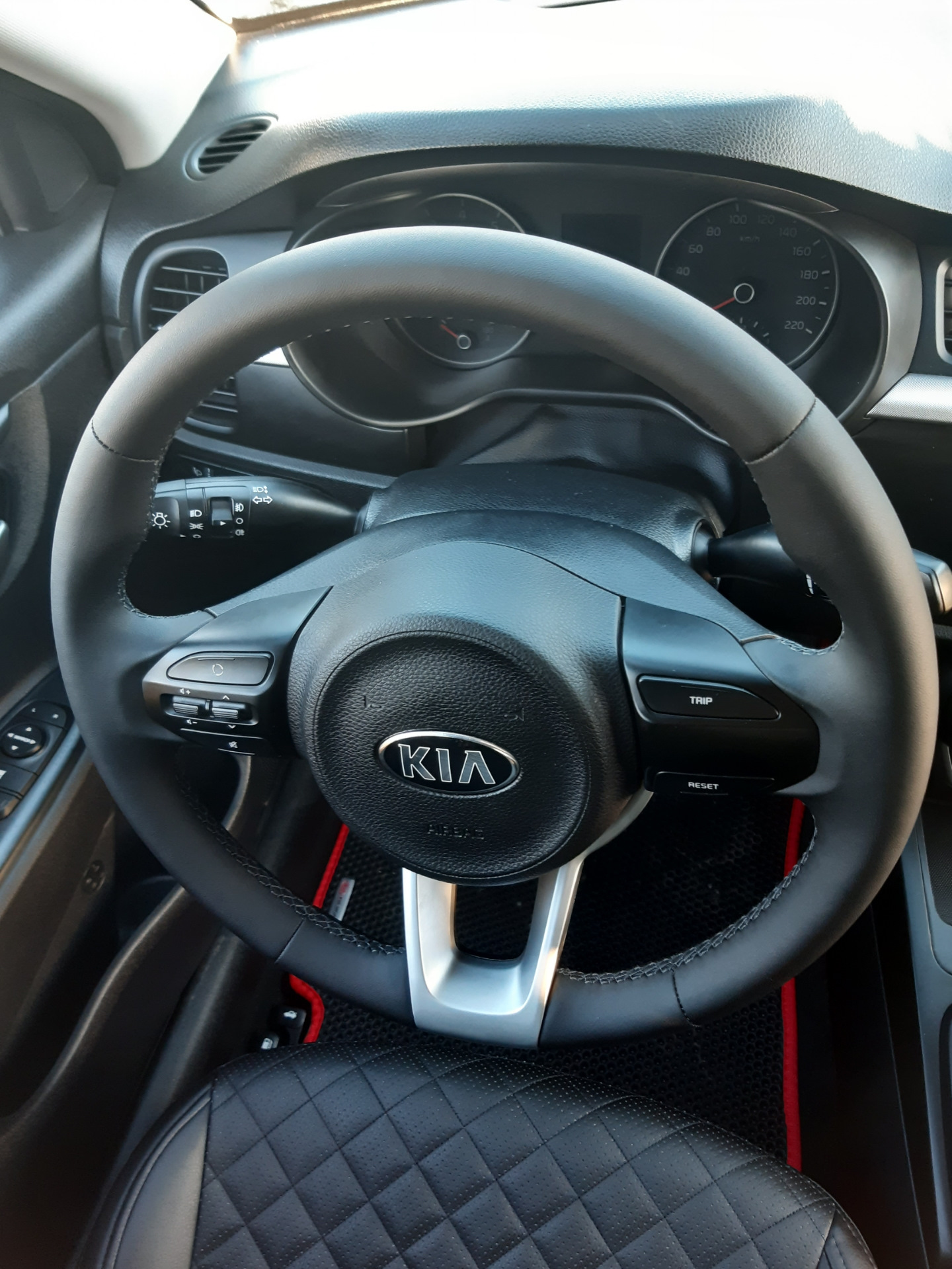 Kia Rio 2021 руль