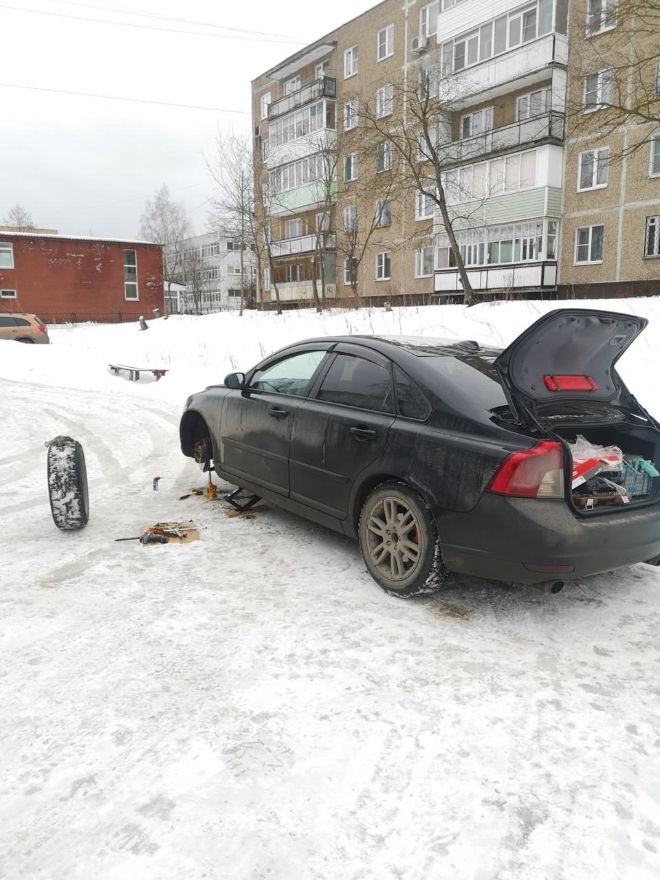 Заменил стойки стаба — Volvo S40 (2G), 1,6 л, 2008 года | своими руками ...