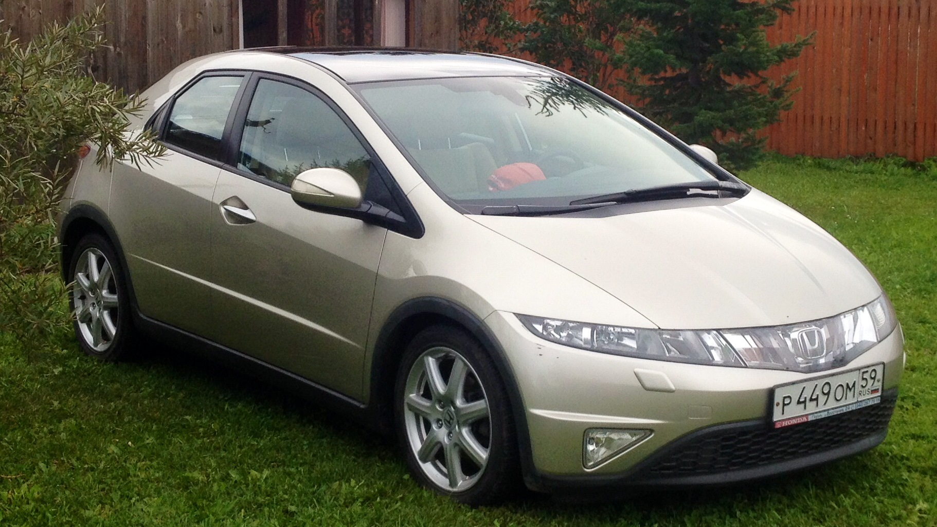 Honda Civic 5d лаймовый