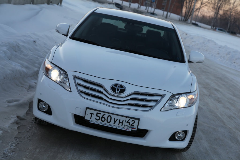     Toyota Camry 24 2010