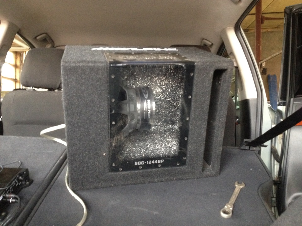 Пассивный Саб на смену Активному — Toyota Avensis II, 1,8 л, 2004 года ...