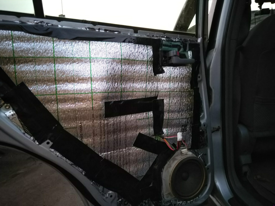 Фото в бортжурнале Toyota RAV4 (II)