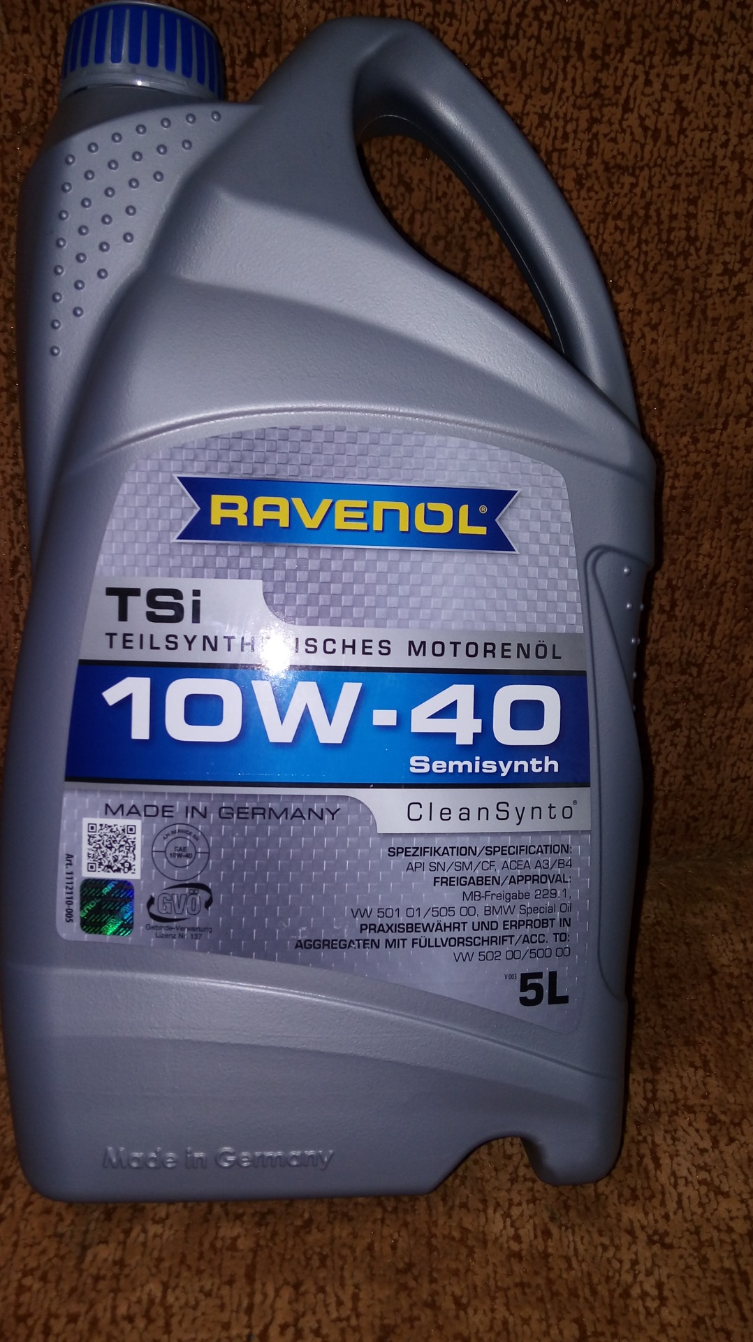 Масло равенол 10w 40. Моторное масло Ravenol TSI 10w-40. Rewanol 1040 TSI. Равинол 10 на 40 моторное масло.