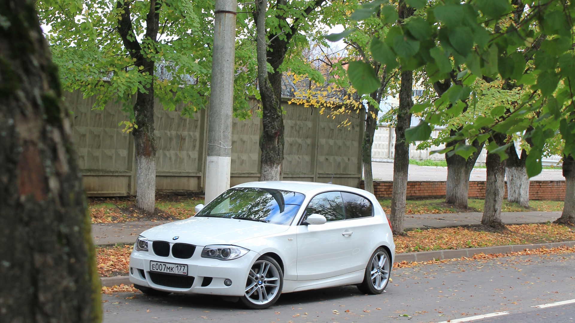 БМВ 1 е81. BMW 1 e87 2.0. BMW копейка 2008.