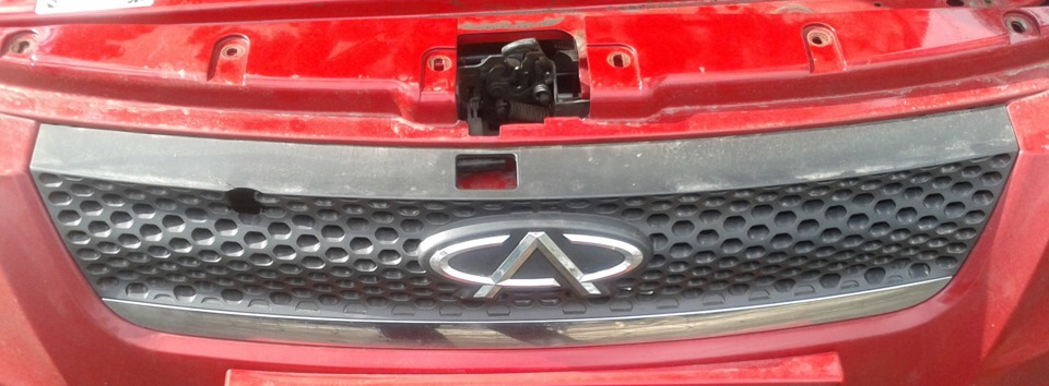 Сетка вместо решетки радиатора — Chery M11, 1,6 л, 2010 года | тюнинг ...