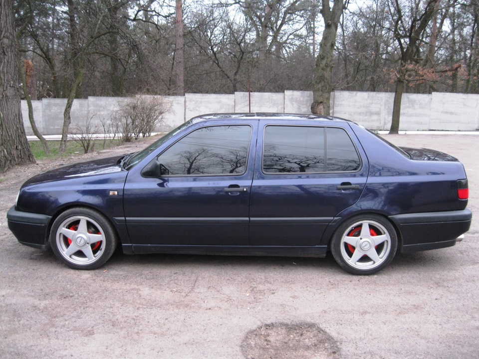 VW Vento колеса r17