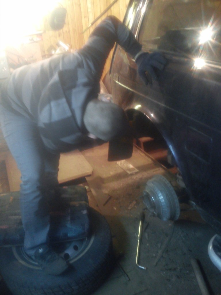 Режем арки — Lada 4x4 3D, 1,7 л, 1999 года | тюнинг | DRIVE2