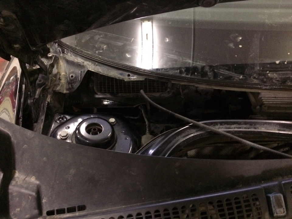 Вода под ковром со стороны переднего пассажира — Skoda Octavia A5 Mk2 ...