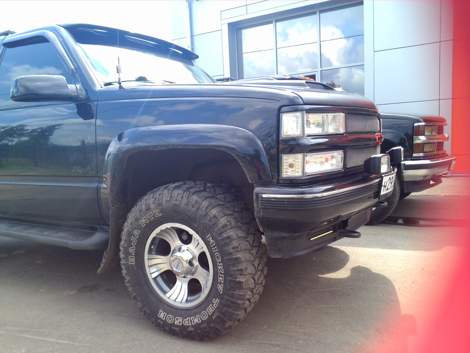 chevrolet-tahoe-gmt400-5-7-1998