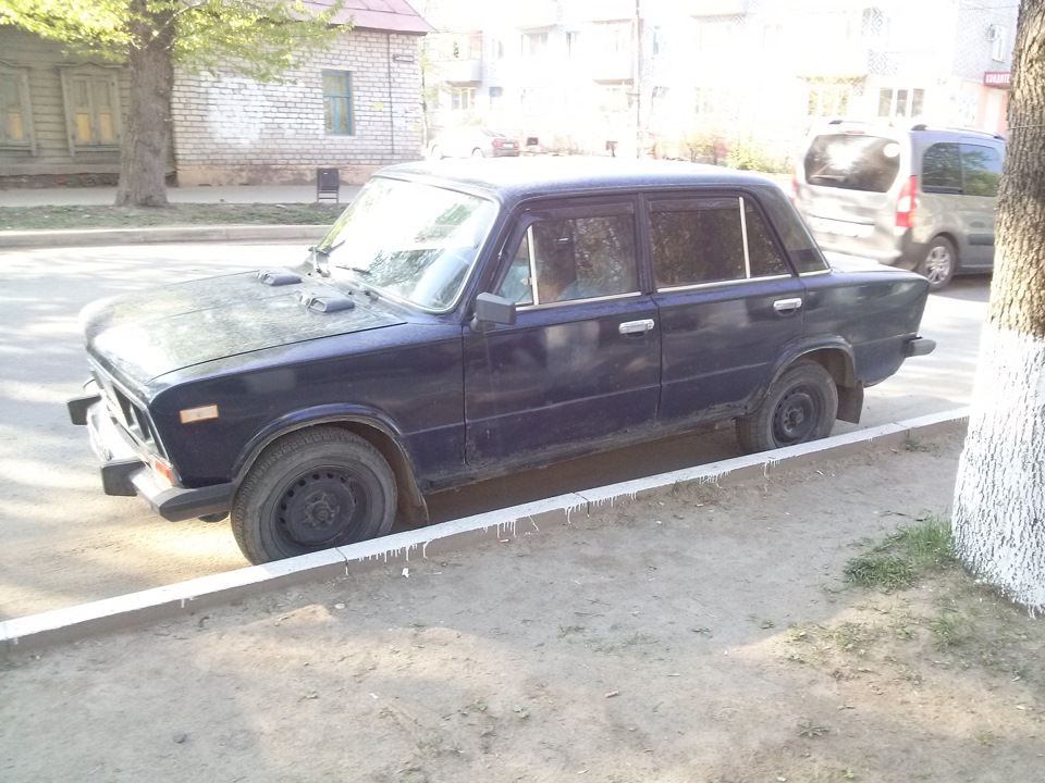 Покрасил в черный мат ржавые диски — Lada 21061, 1,6 л, 1993 года ...