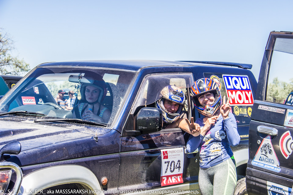 Перед заездом Леди — Toyota Land Cruiser Prado 70-series