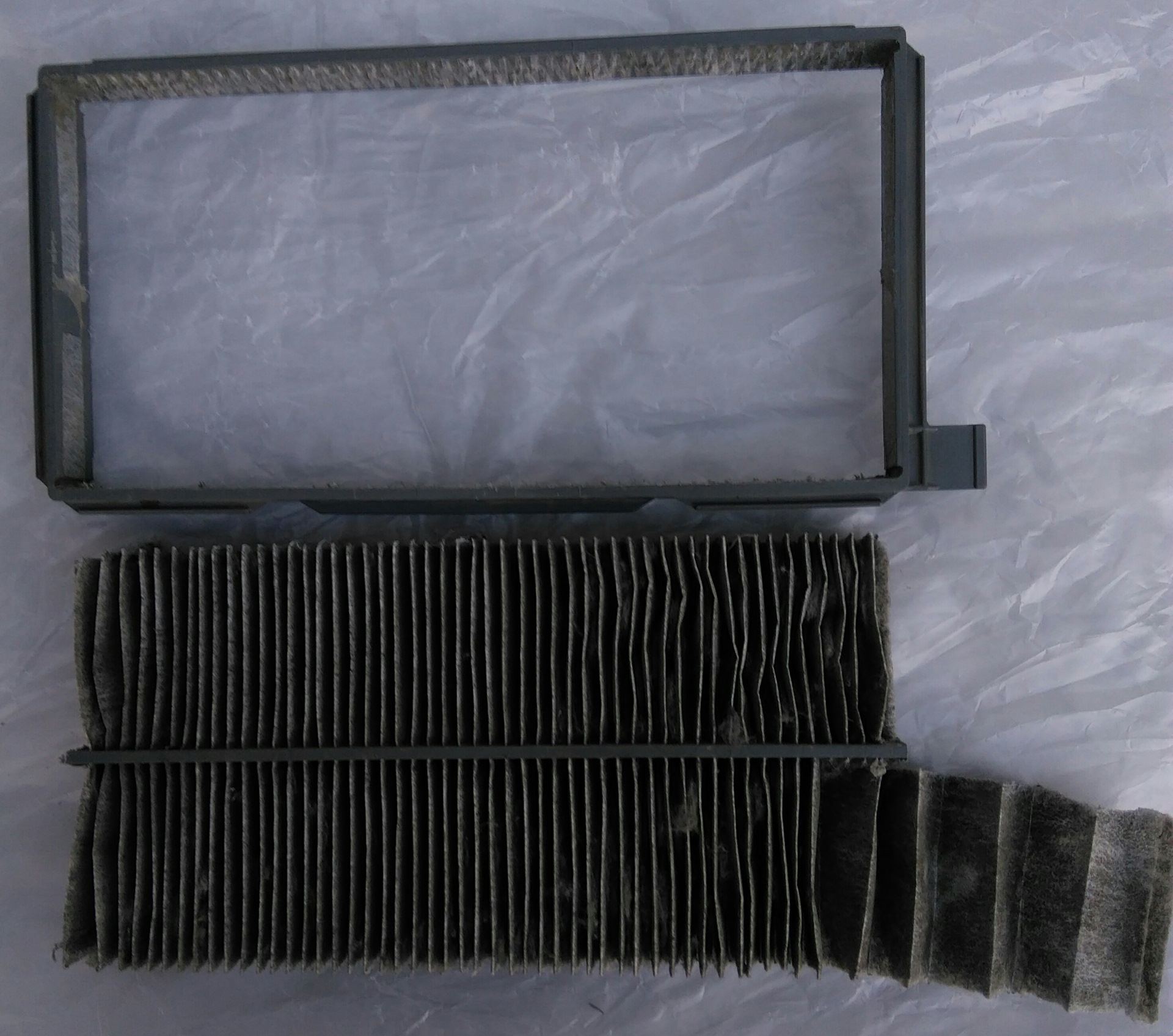 Фильтр салона (замена фильтрующего элемента) — Suzuki Vitara (2G), 2 л ...