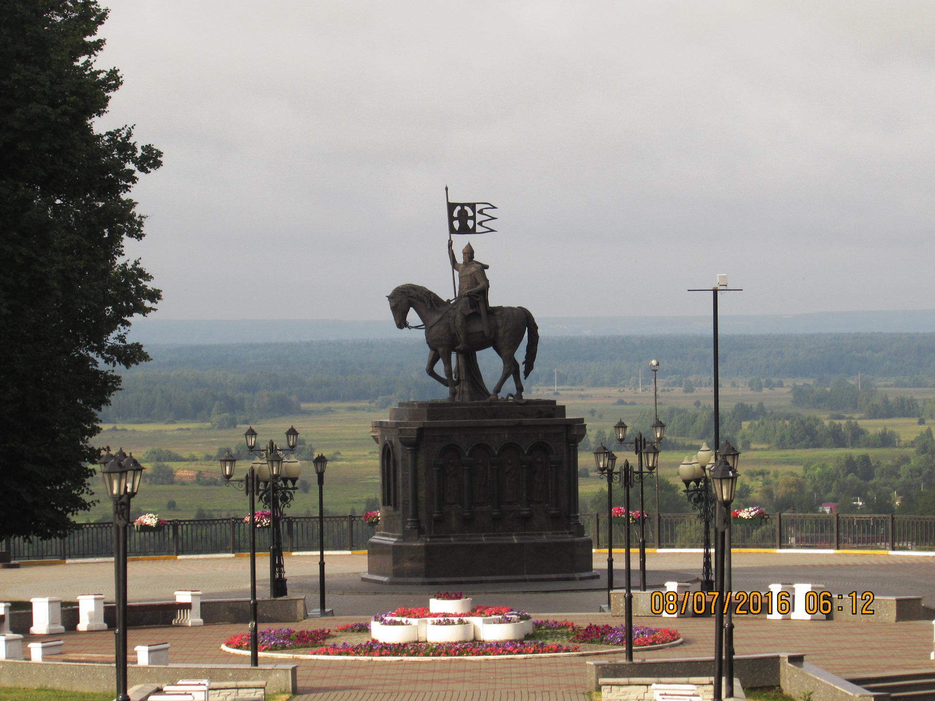 Памятники Во Владимире Фото