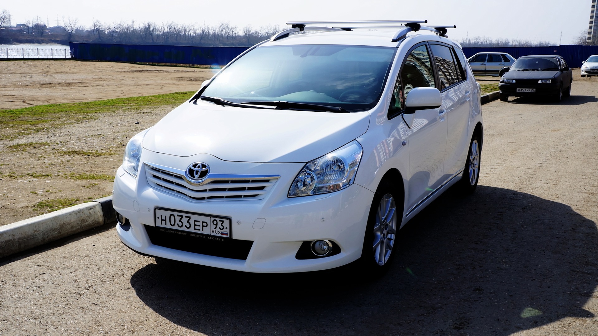 Toyota Verso 1.8 бензиновый 2011 | 