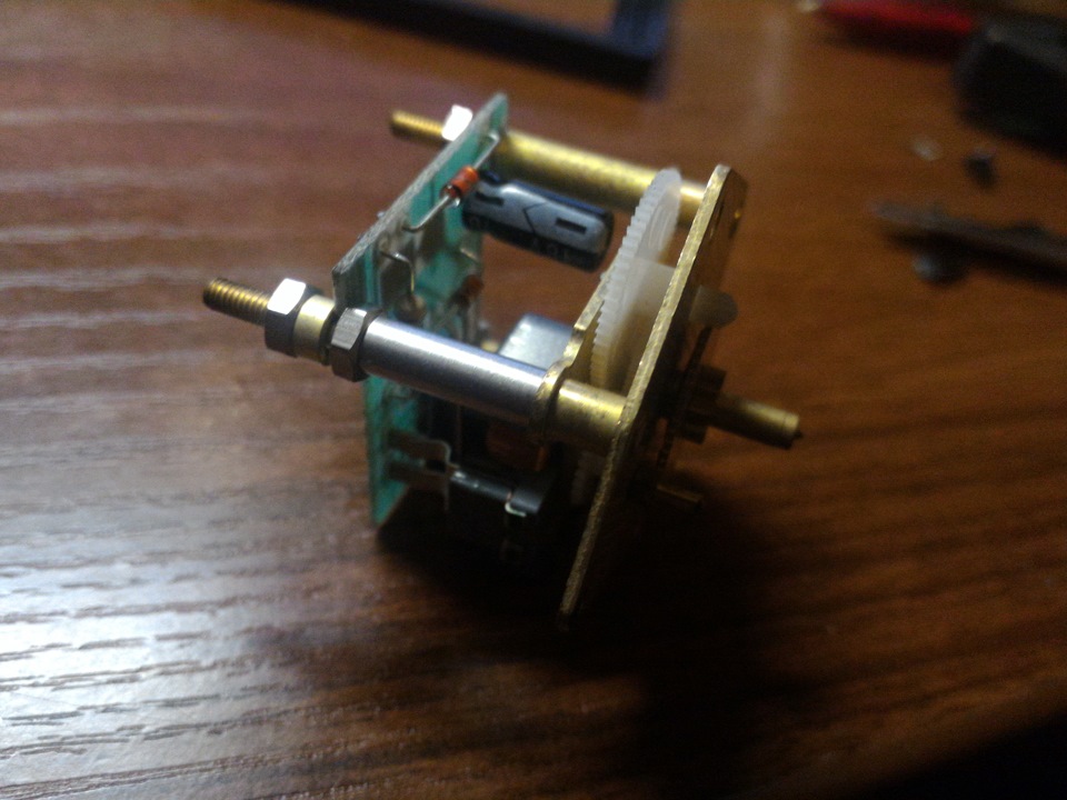 Как я часы заставил работать — Москвич Святогор, 2 л, 1998 года ...