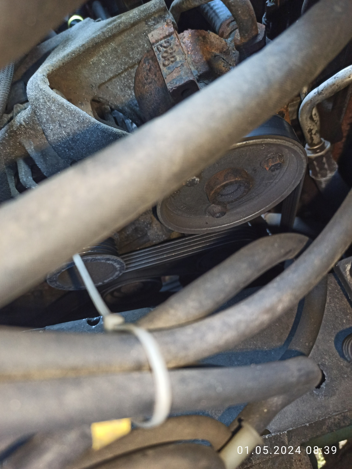 Ремень доп оборудования и свечки — Renault Espace III, 2 л, 2000 года ...