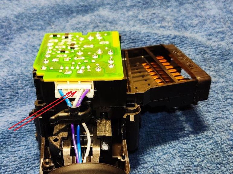 Изменение времени паузы стеклоочистителя. — Suzuki Jimny (2018), 1,5 л ...