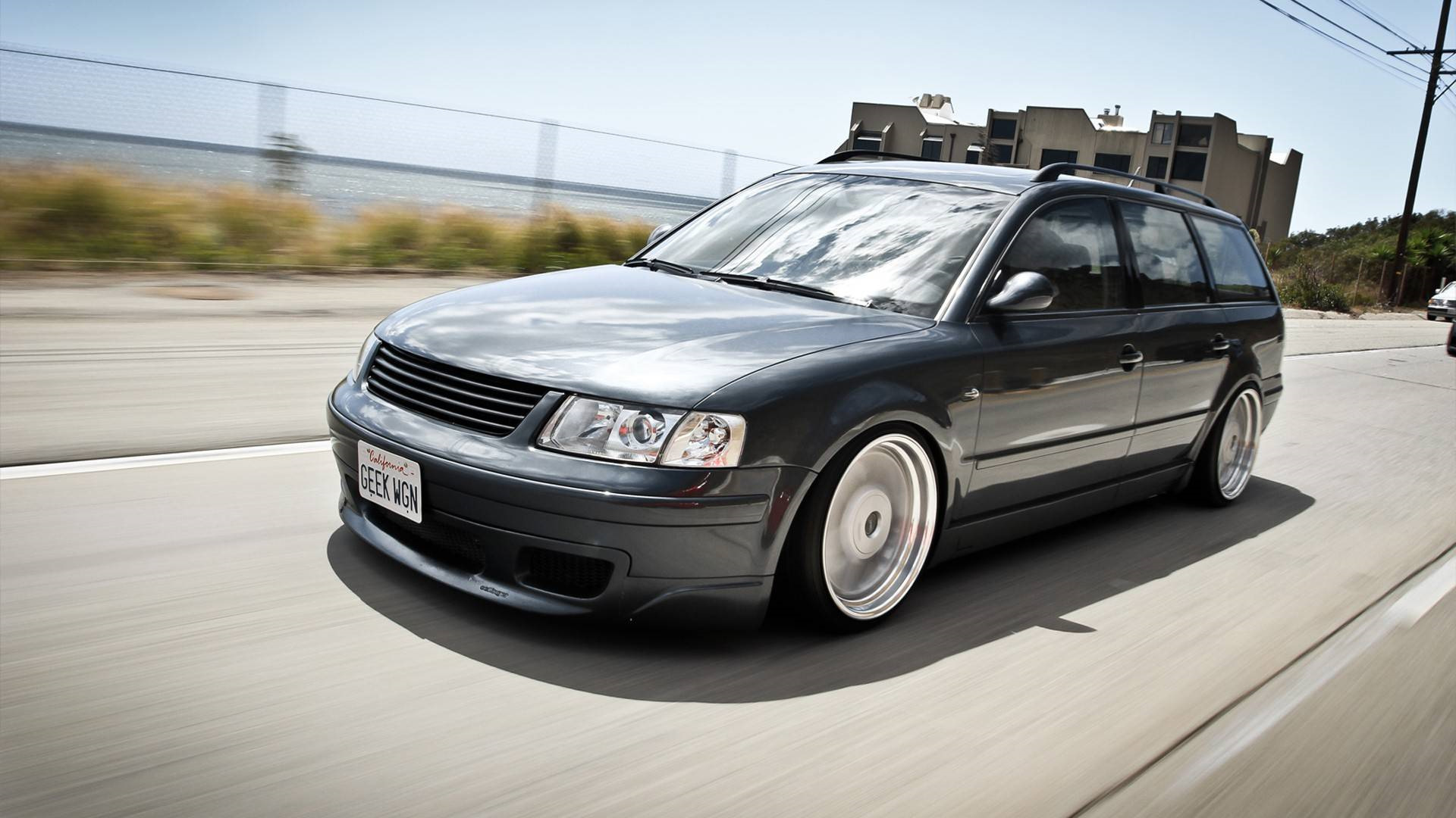 B1 b3 b5 b8. Volkswagen Passat b5 stance. Volkswagen Passat b5 универсал стенс. Passat b5 Wagon stance. Volkswagen Passat b5 Wagon Tuning.