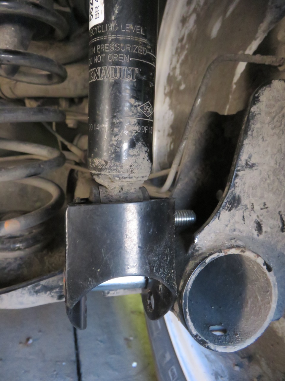 Клиренс — Renault Logan (2G), 1,6 л, 2014 года | тюнинг | DRIVE2