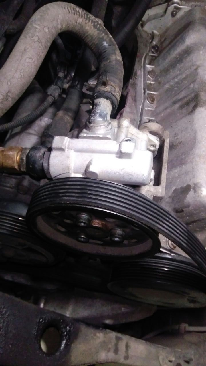 В руль что то бьет на кочках))) 😀 — Volkswagen Golf Mk4, 1,6 л, 1999 ...