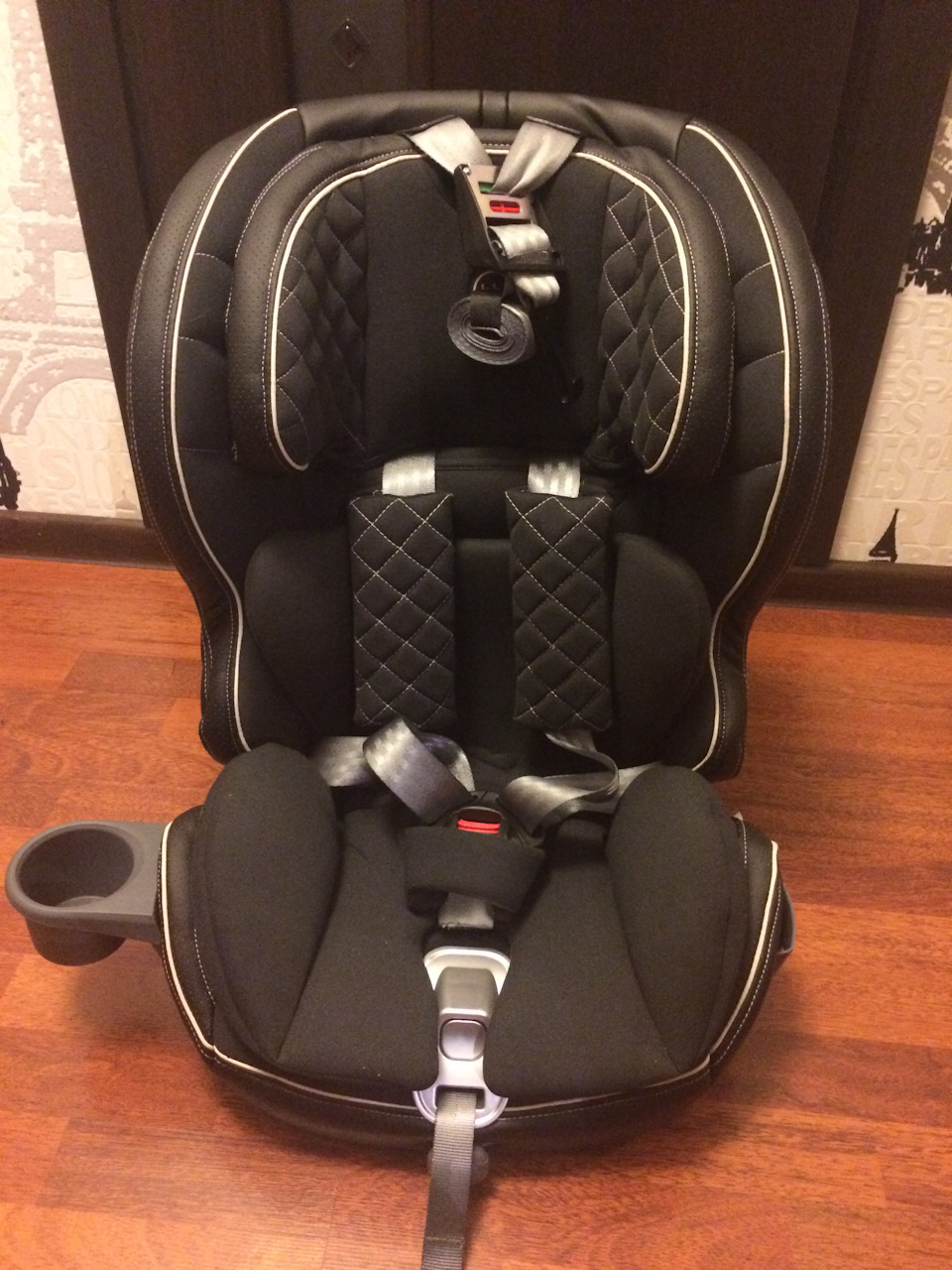 Детское кресло happy baby isofix