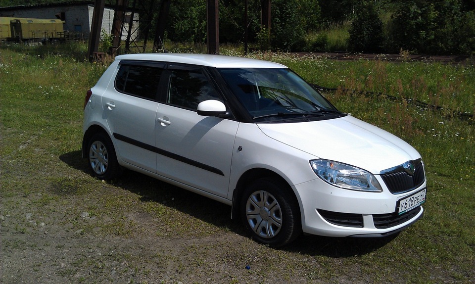 Тонировочка и дефлекторы — Skoda Fabia Mk2, 1,4 л, 2011 года | тюнинг ...
