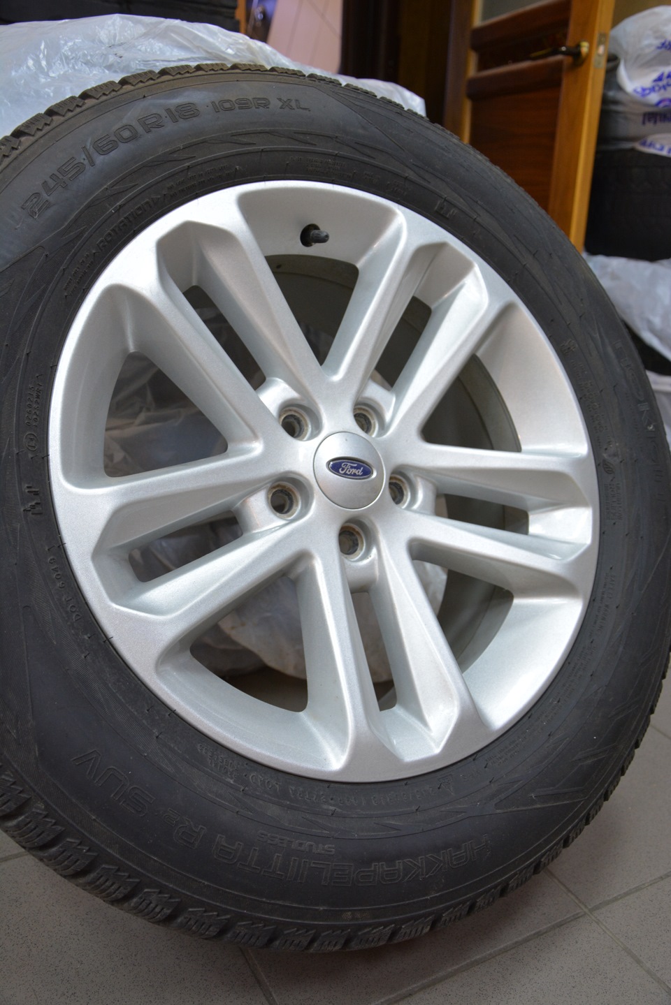 комплект зимних колес для Форд Эксплорер 5 R18 (Ford Explorer) — Volvo ...