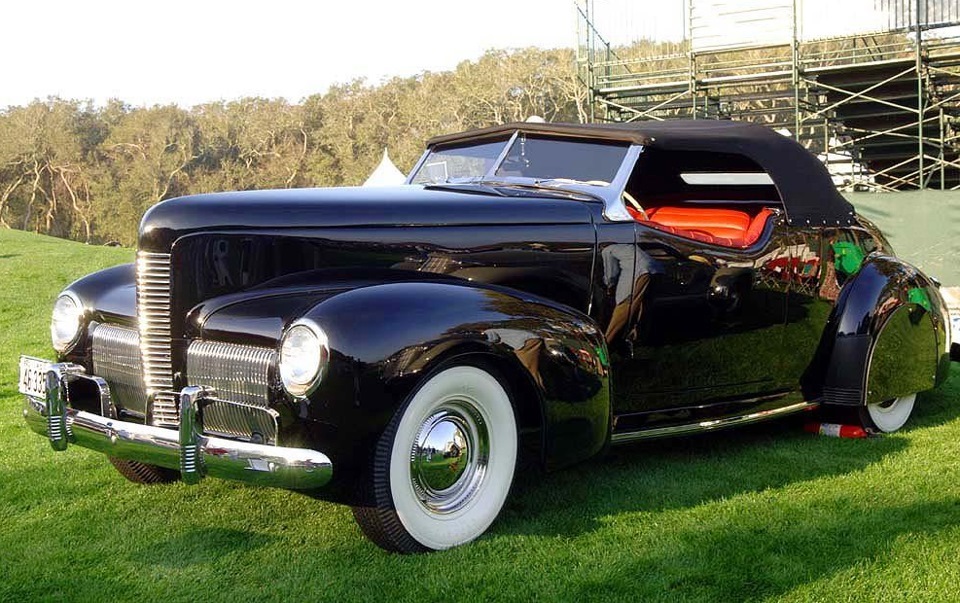 Nash Ambassador 1940 auto