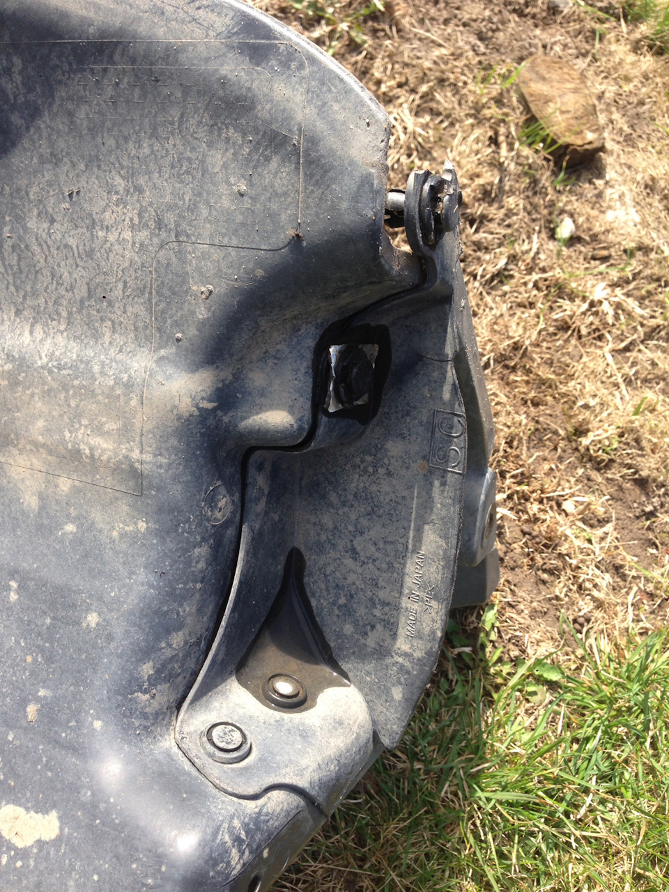 Колхозим передний брызговик — Subaru Forester (SH), 2 л, 2010 года ...