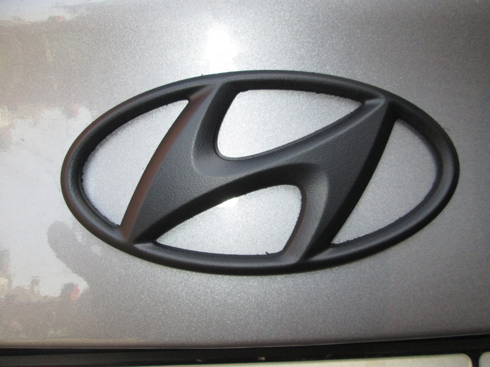 Значок Hyundai Solaris led